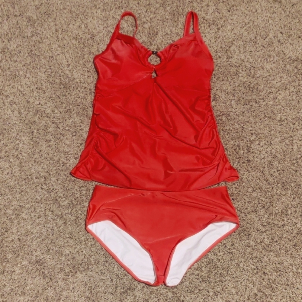 Red Tankini Swimsuit Set With Flattering Waistline And Turtle Ring Detail